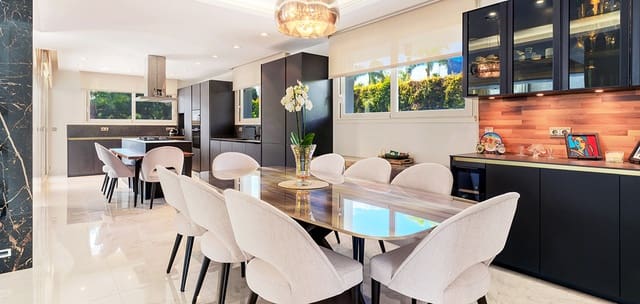 7 camera da letto Villa in vendita in Marbella con piscina garage - 5.295.000 € (Rif: 10066348)