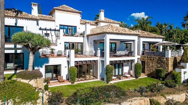 Chalet de 7 habitaciones en Marbella en venta con piscina - 4.995.000 € (Ref: 10066351)