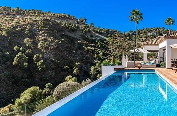 7 soveværelse Villa til salg i Marbella med swimmingpool - € 4.995.000 (Ref: 10066351)