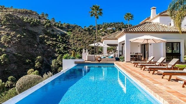 7 soveværelse Villa til salg i Marbella med swimmingpool - € 4.995.000 (Ref: 10066351)