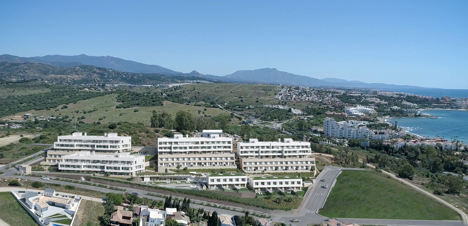 4 sypialnia Apartament na sprzedaż w Estepona z basenem garażem - 438 000 € (Ref: 10066354)