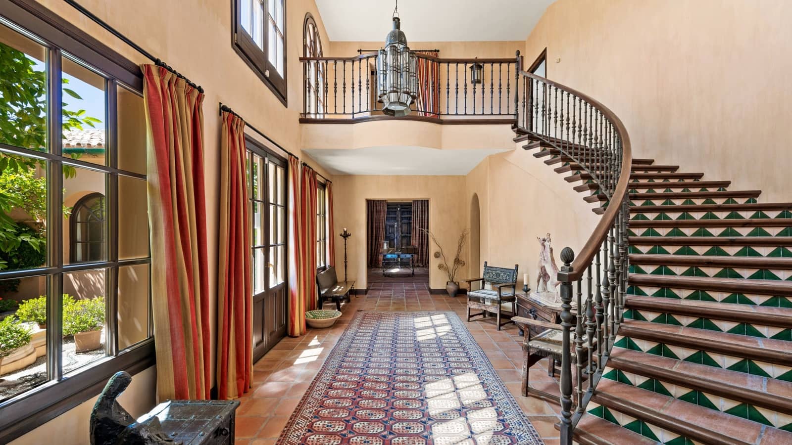 6 slaapkamer Villa te koop in Marbella met zwembad garage - € 10.500.000 (Ref: 10066356)
