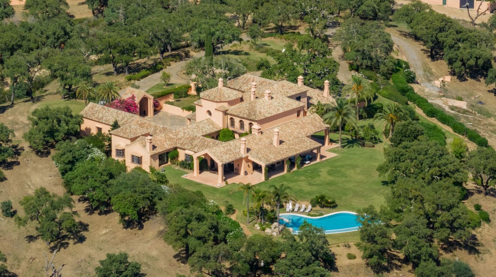 6 slaapkamer Villa te koop in Marbella met zwembad garage - € 10.500.000 (Ref: 10066356)