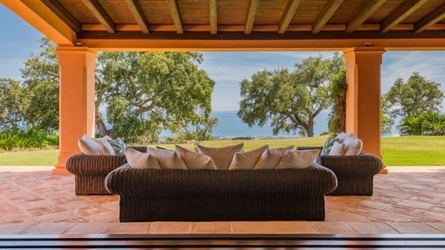 6 slaapkamer Villa te koop in Marbella met zwembad garage - € 10.500.000 (Ref: 10066356)