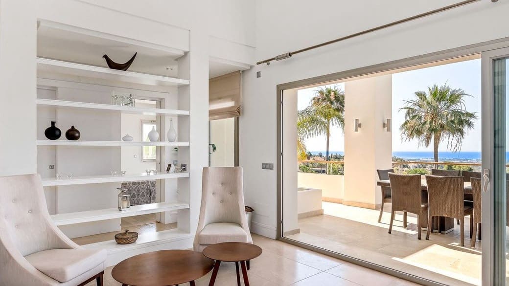 4 bedroom Villa for sale in Marbella with pool garage - € 3,450,000 (Ref: 10066357)