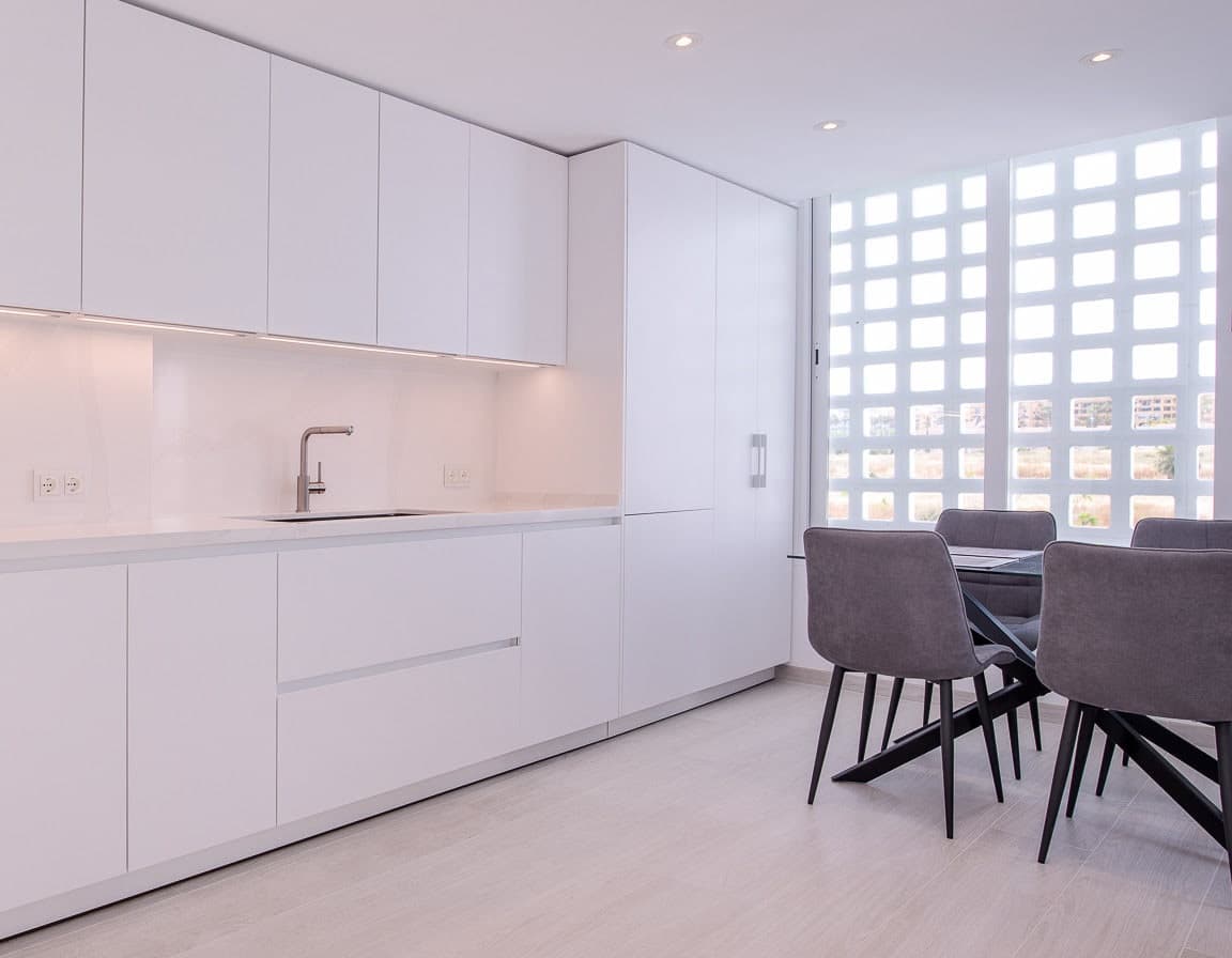 4 Zimmer Apartment zu verkaufen in Marbella mit Pool Garage - 1.450.000 € (Ref: 10066358)
