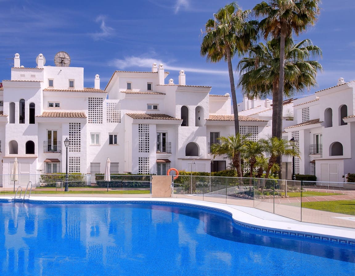4 Zimmer Apartment zu verkaufen in Marbella mit Pool Garage - 1.450.000 € (Ref: 10066358)