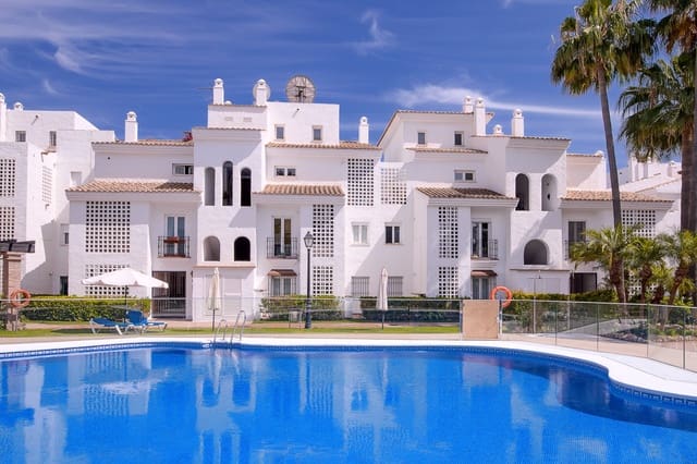4 Zimmer Apartment zu verkaufen in Marbella mit Pool Garage - 1.450.000 € (Ref: 10066358)