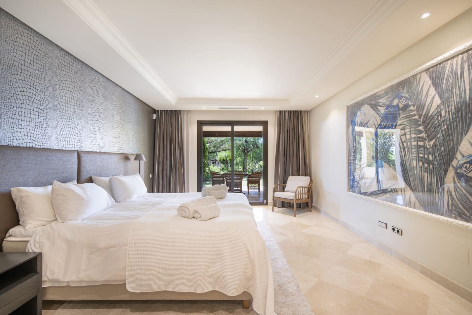 3 quarto Moradia para venda em Marbella com piscina garagem - 1 695 000 € (Ref: 10066359)
