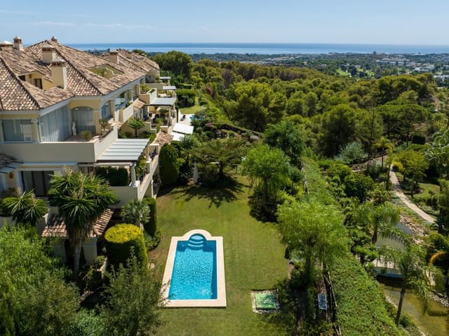 3 quarto Moradia para venda em Marbella com piscina garagem - 1 695 000 € (Ref: 10066359)