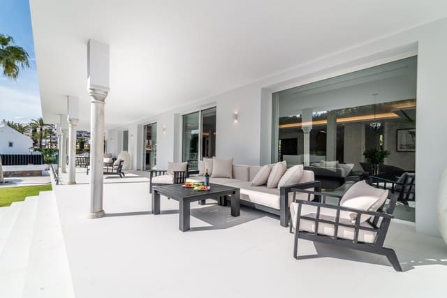 8 makuuhuone Huvila myytävänä paikassa Marbella mukana uima-altaan 
autotalli - 7 900 000 € (Ref: 10066360)