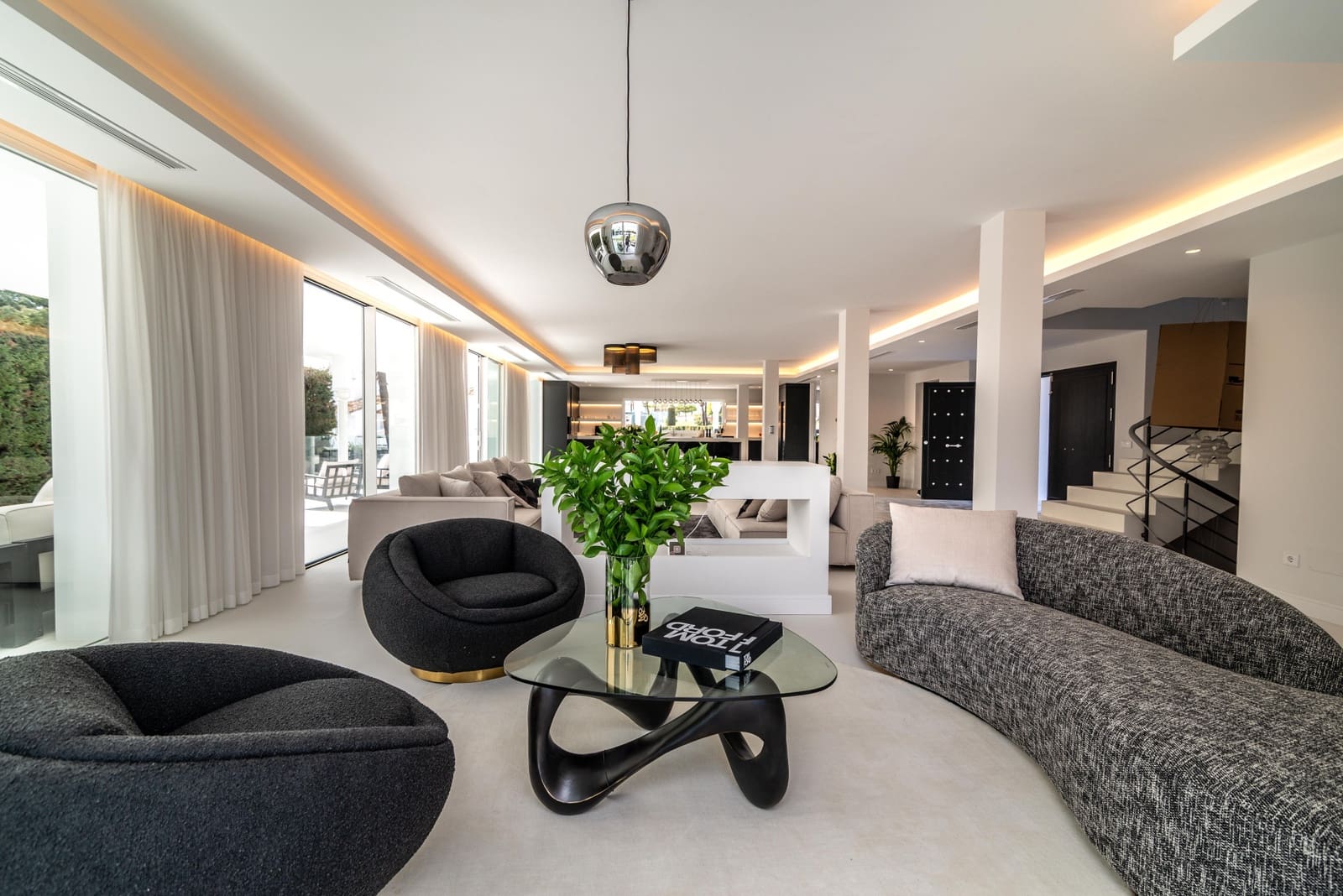 8 makuuhuone Huvila myytävänä paikassa Marbella mukana uima-altaan 
autotalli - 7 900 000 € (Ref: 10066360)
