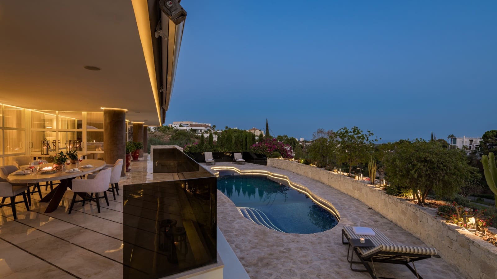 5 Zimmer Villa zu verkaufen in Marbella mit Pool Garage - 3.995.000 € (Ref: 10066363)