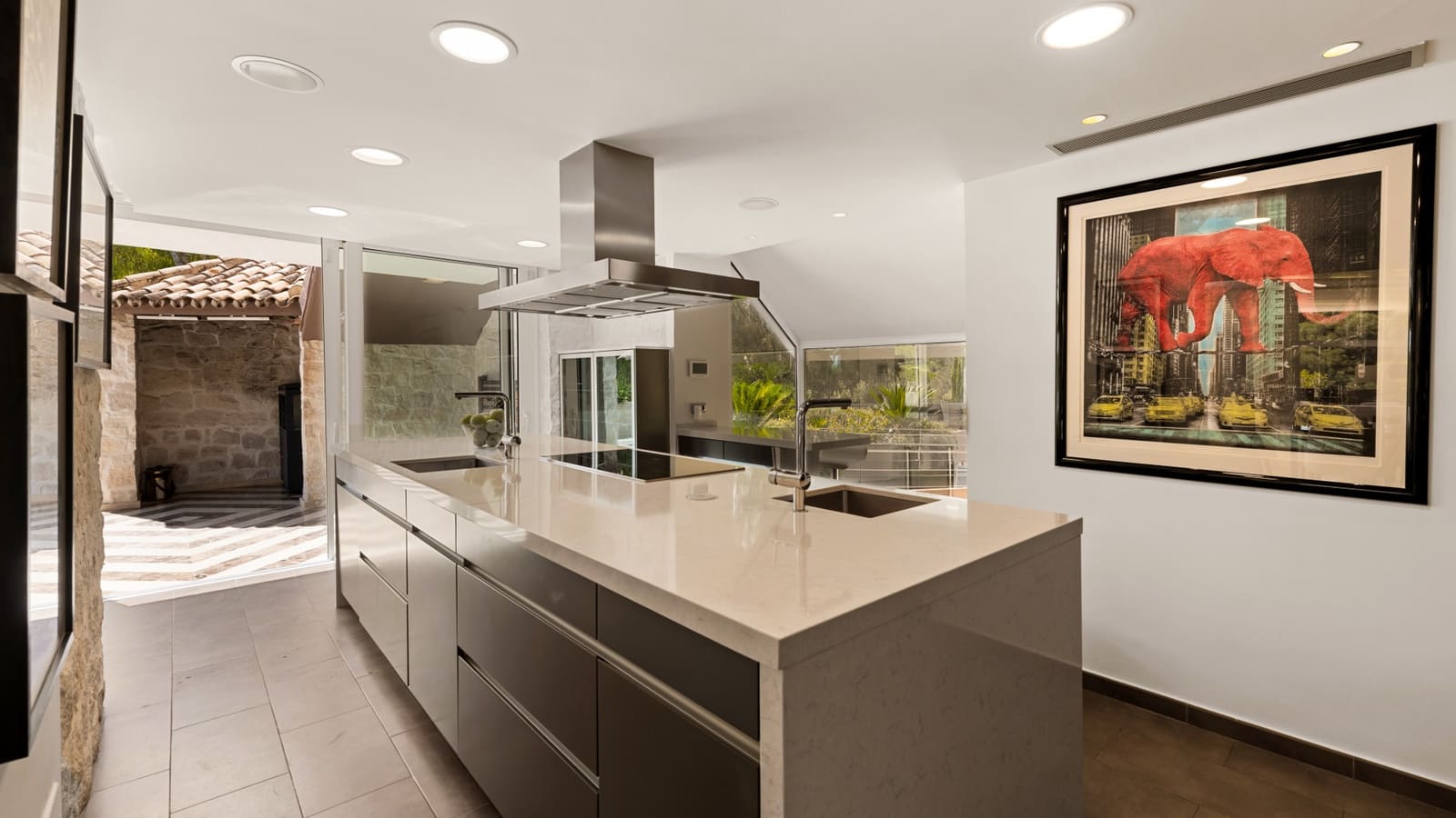 5 Zimmer Villa zu verkaufen in Marbella mit Pool Garage - 3.995.000 € (Ref: 10066363)