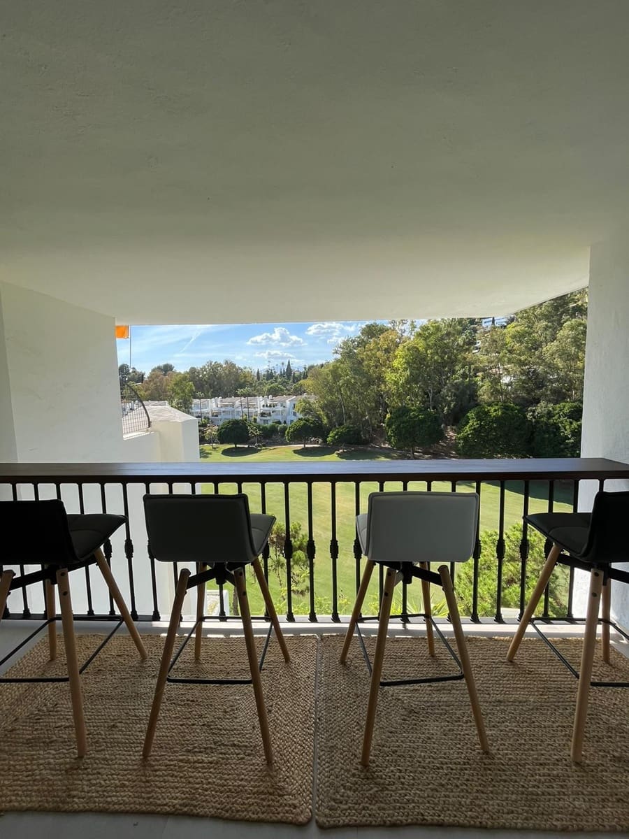 3 sovrum Lägenhet till salu i Marbella med pool garage - 699 000 € (Ref: 10066364)