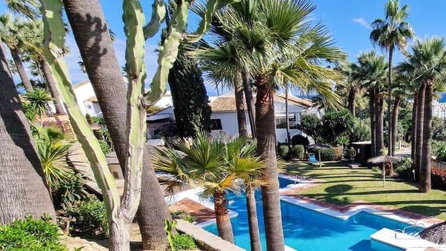 3 quarto Moradia para venda em Marbella com piscina garagem - 510 000 € (Ref: 10066365)