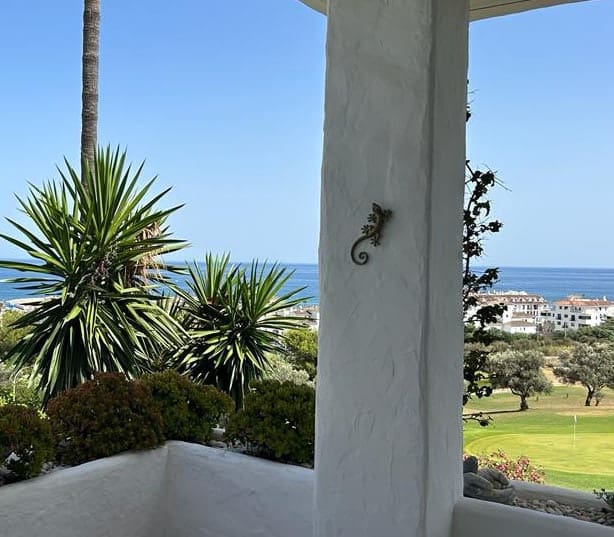 3 quarto Moradia para venda em Marbella com piscina garagem - 510 000 € (Ref: 10066365)