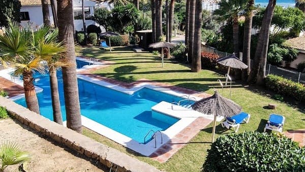 3 quarto Moradia para venda em Marbella com piscina garagem - 510 000 € (Ref: 10066365)
