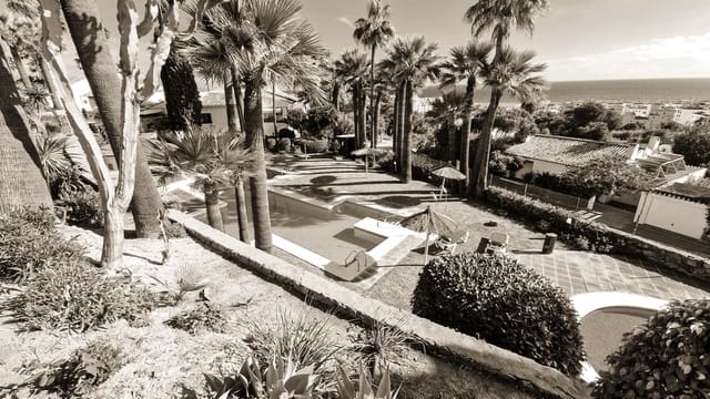 3 bedroom Villa for sale in Marbella with pool garage - € 510,000 (Ref: 10066365)