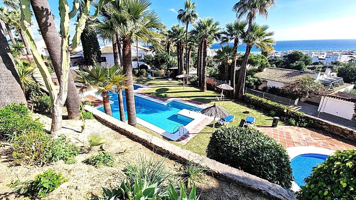3 quarto Moradia para venda em Marbella com piscina garagem - 510 000 € (Ref: 10066365)