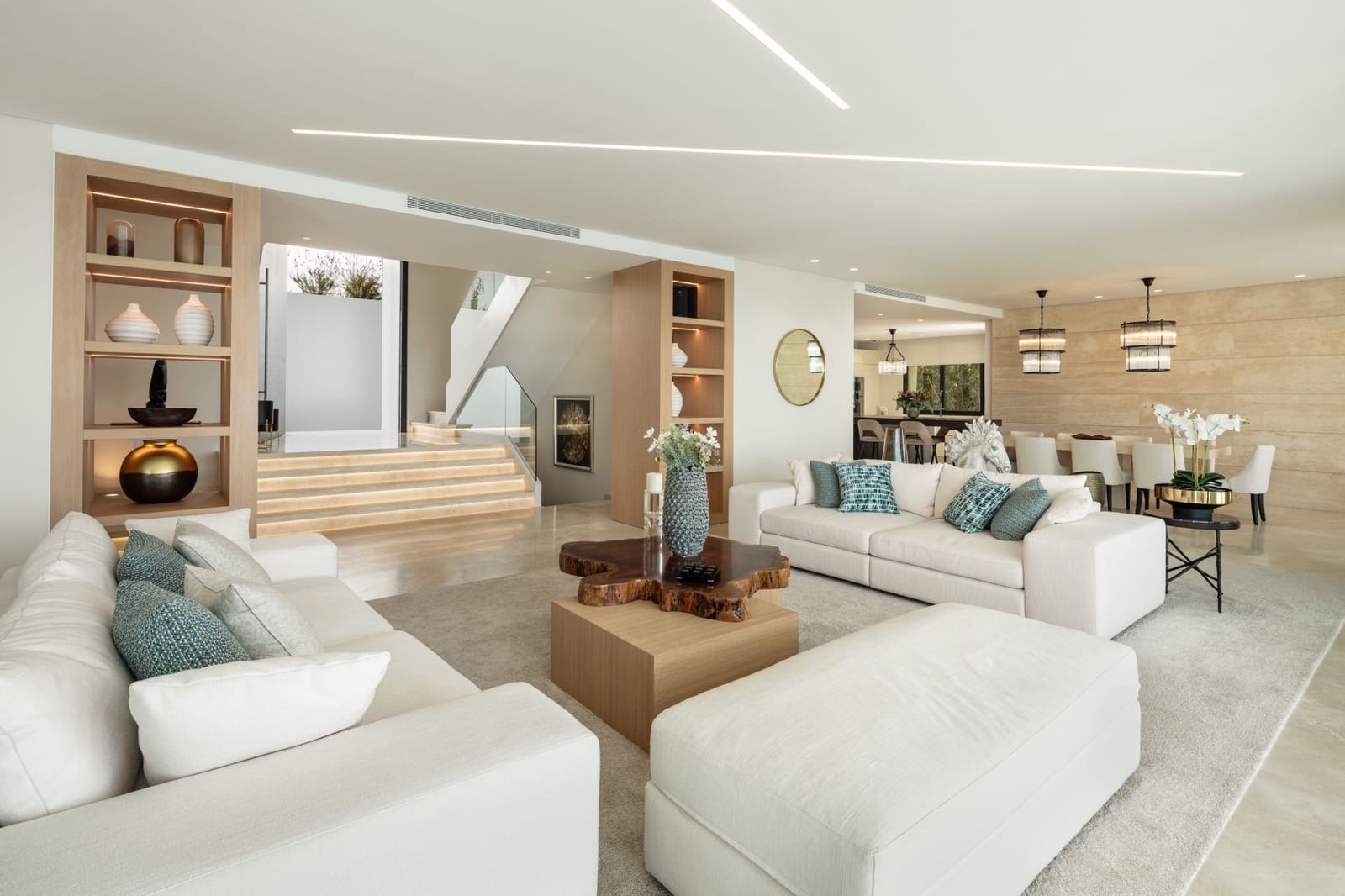 7 sypialnia Willa na sprzedaż w Estepona z basenem garażem - 7 650 000 € (Ref: 10066369)