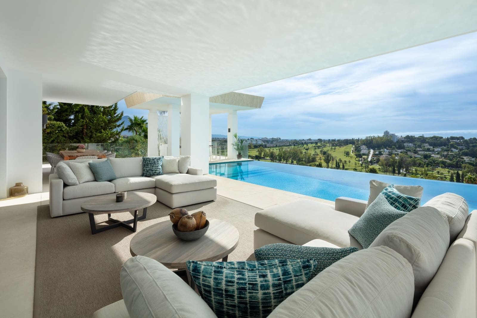 7 sypialnia Willa na sprzedaż w Estepona z basenem garażem - 7 650 000 € (Ref: 10066369)