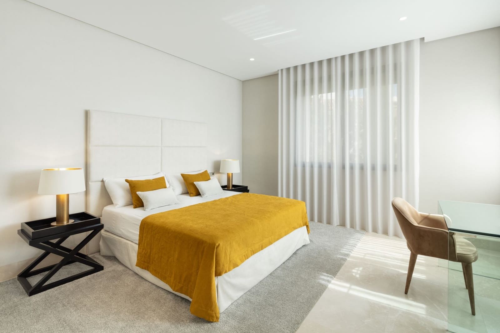 7 sypialnia Willa na sprzedaż w Estepona z basenem garażem - 7 650 000 € (Ref: 10066369)