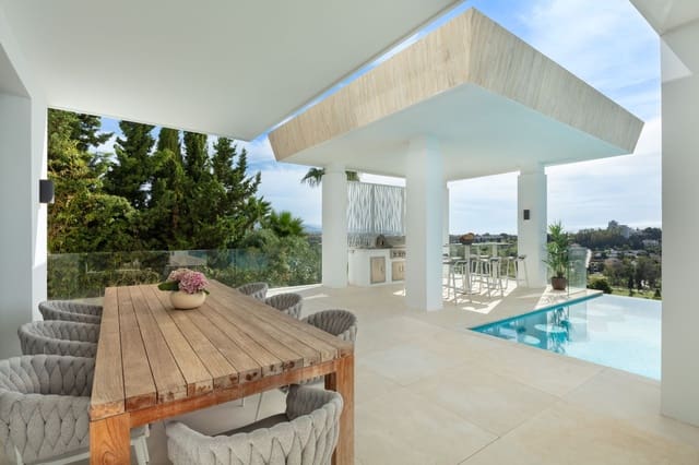 7 sypialnia Willa na sprzedaż w Estepona z basenem garażem - 7 650 000 € (Ref: 10066369)