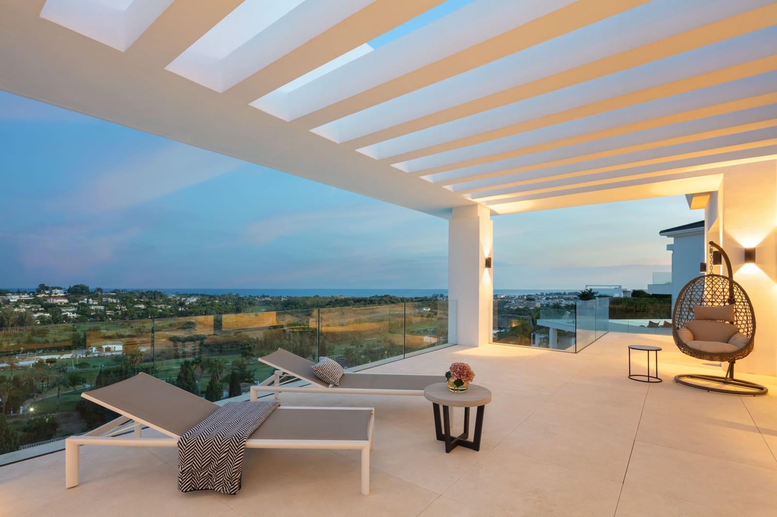 7 sypialnia Willa na sprzedaż w Estepona z basenem garażem - 7 650 000 € (Ref: 10066369)
