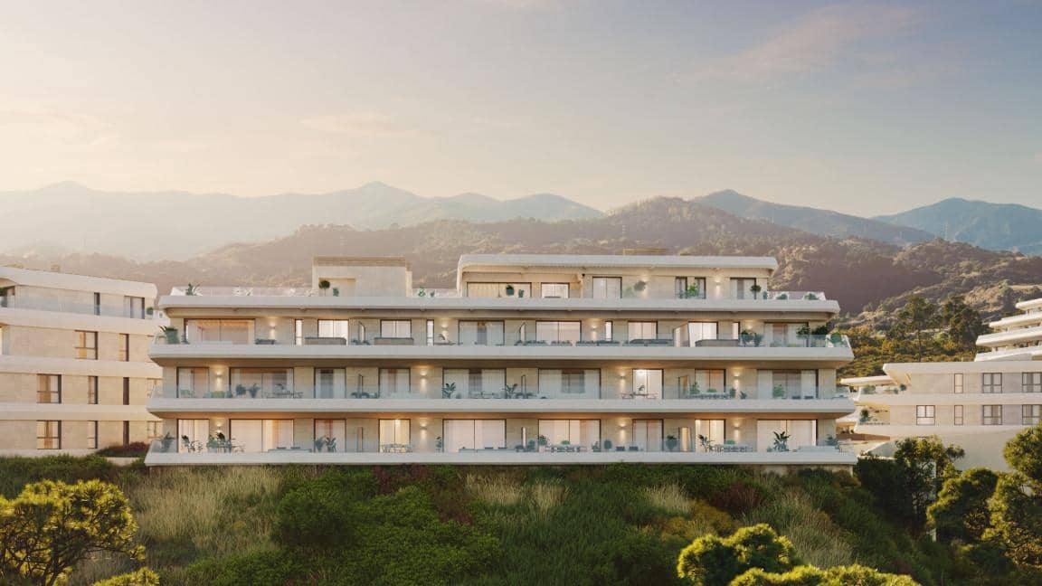 4 bedroom Apartment for sale in Estepona with pool garage - € 542,000 (Ref: 10066373)