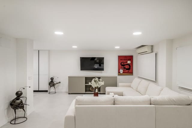 Chalet de 5 habitaciones en Marbella en venta con piscina garaje - 3.490.000 € (Ref: 10066375)