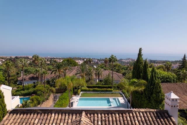 Chalet de 5 habitaciones en Marbella en venta con piscina garaje - 3.490.000 € (Ref: 10066375)