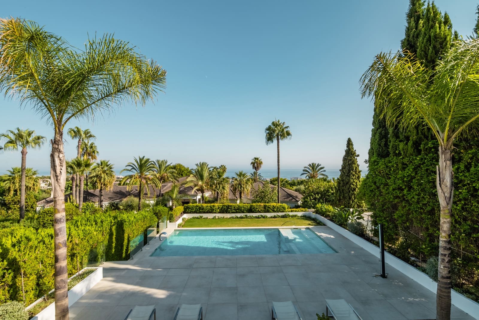 Chalet de 5 habitaciones en Marbella en venta con piscina garaje - 3.490.000 € (Ref: 10066375)
