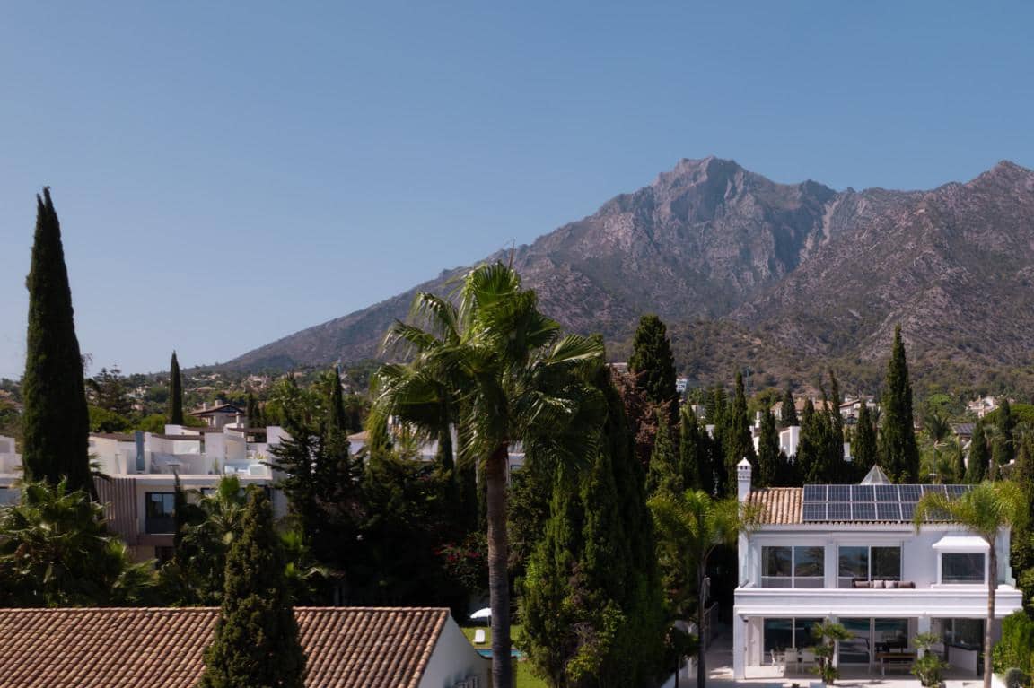 5 slaapkamer Villa te koop in Marbella met zwembad garage - € 3.490.000 (Ref: 10066376)