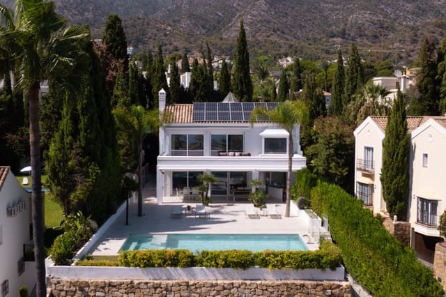 5 bedroom Villa for sale in Marbella with pool garage - € 3,490,000 (Ref: 10066376)