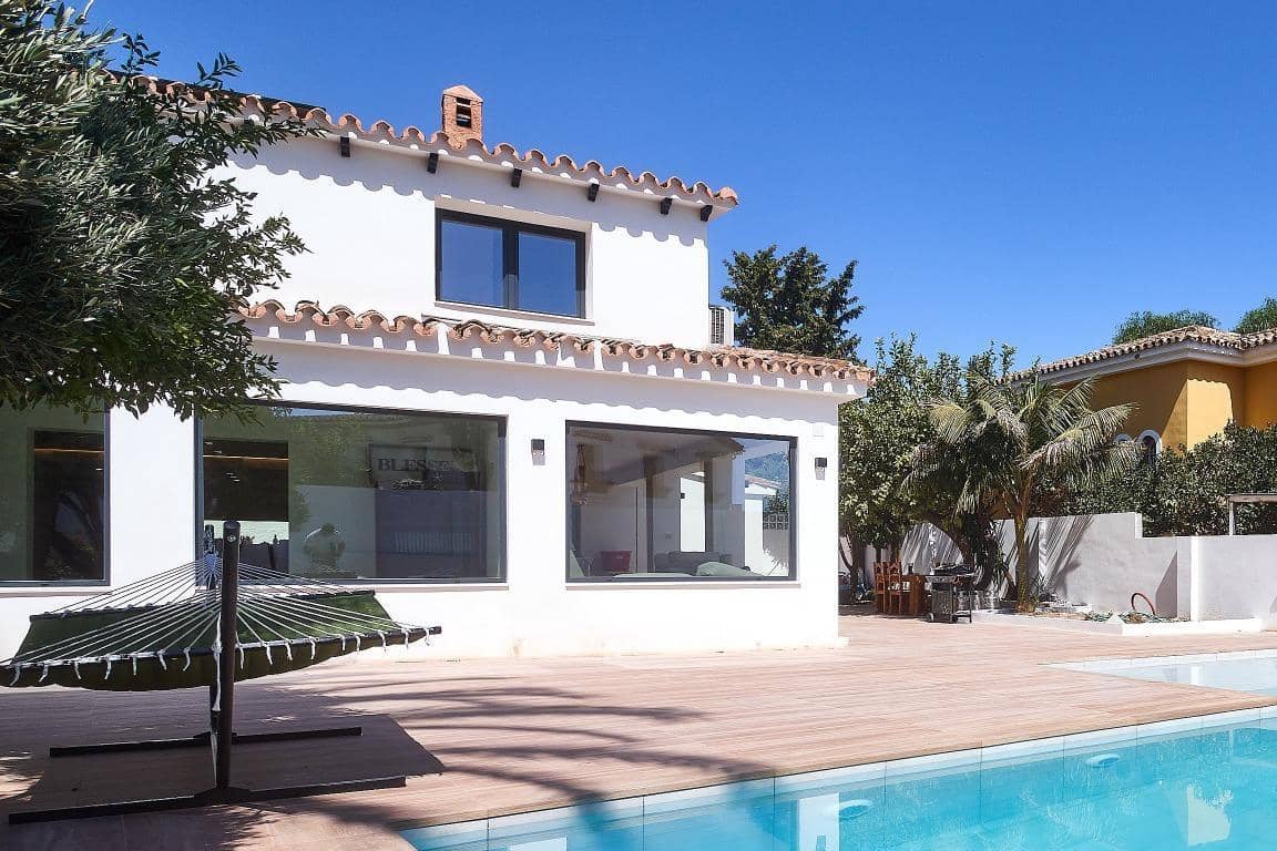 5 makuuhuone Huvila myytävänä paikassa Benalmadena mukana uima-altaan 
autotalli - 1 390 000 € (Ref: 10066378)