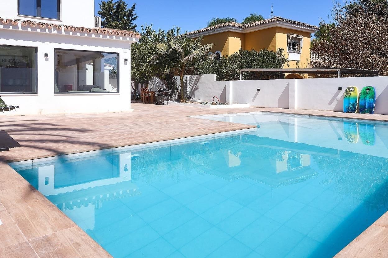 5 soveværelse Villa til salg i Benalmadena med swimmingpool garage - € 1.390.000 (Ref: 10066378)