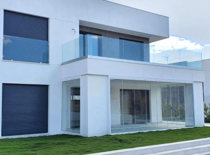 4 bedroom Villa for sale in Manilva with pool garage - € 645,000 (Ref: 10066381)