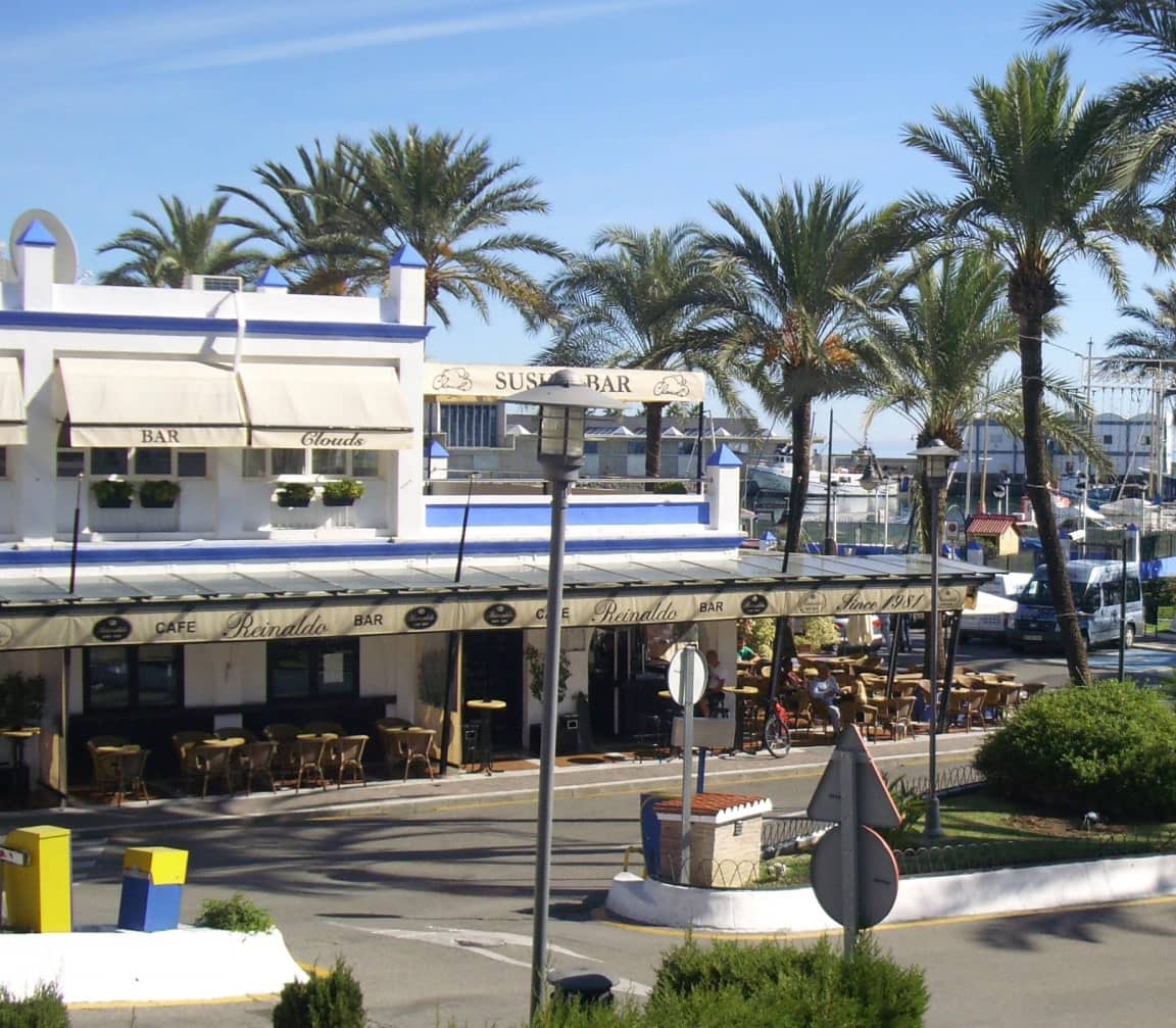 4 soverom Leilighet til salgs i Estepona med svømmebasseng garasje - € 391 000 (Ref: 10066382)