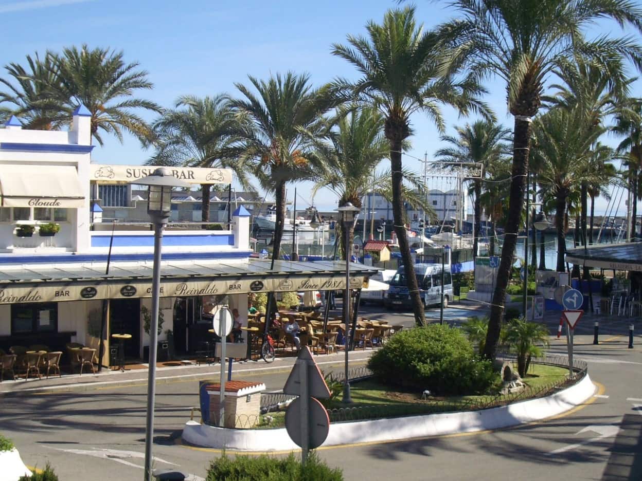 4 soverom Leilighet til salgs i Estepona med svømmebasseng garasje - € 391 000 (Ref: 10066382)