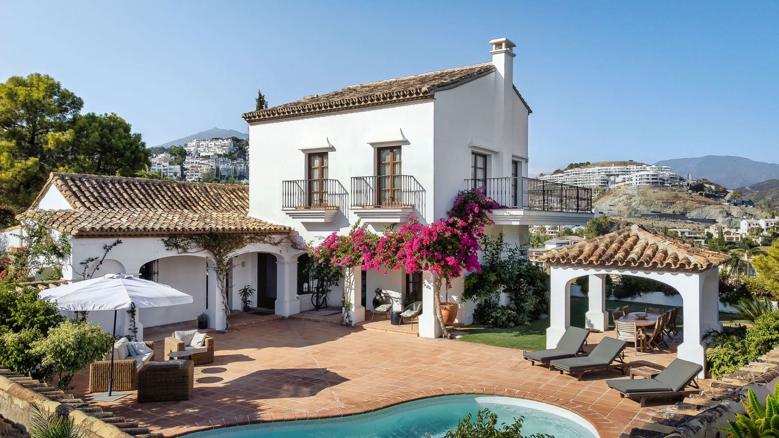Chalet de 5 habitaciones en Benahavís en venta con piscina garaje - 1.895.000 € (Ref: 10066387)