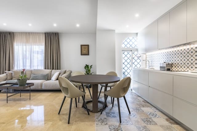 3 sovrum Lägenhet till salu i Golden Mile, Marbella med pool garage - 852 000 € (Ref: 10066388)