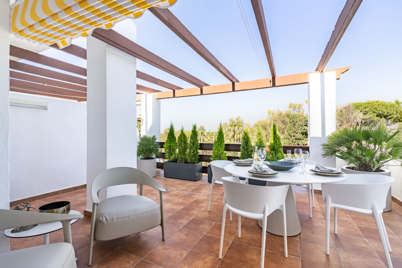 3 sypialnia Apartament na sprzedaż w Golden Mile z basenem garażem - 852 000 € (Ref: 10066388)
