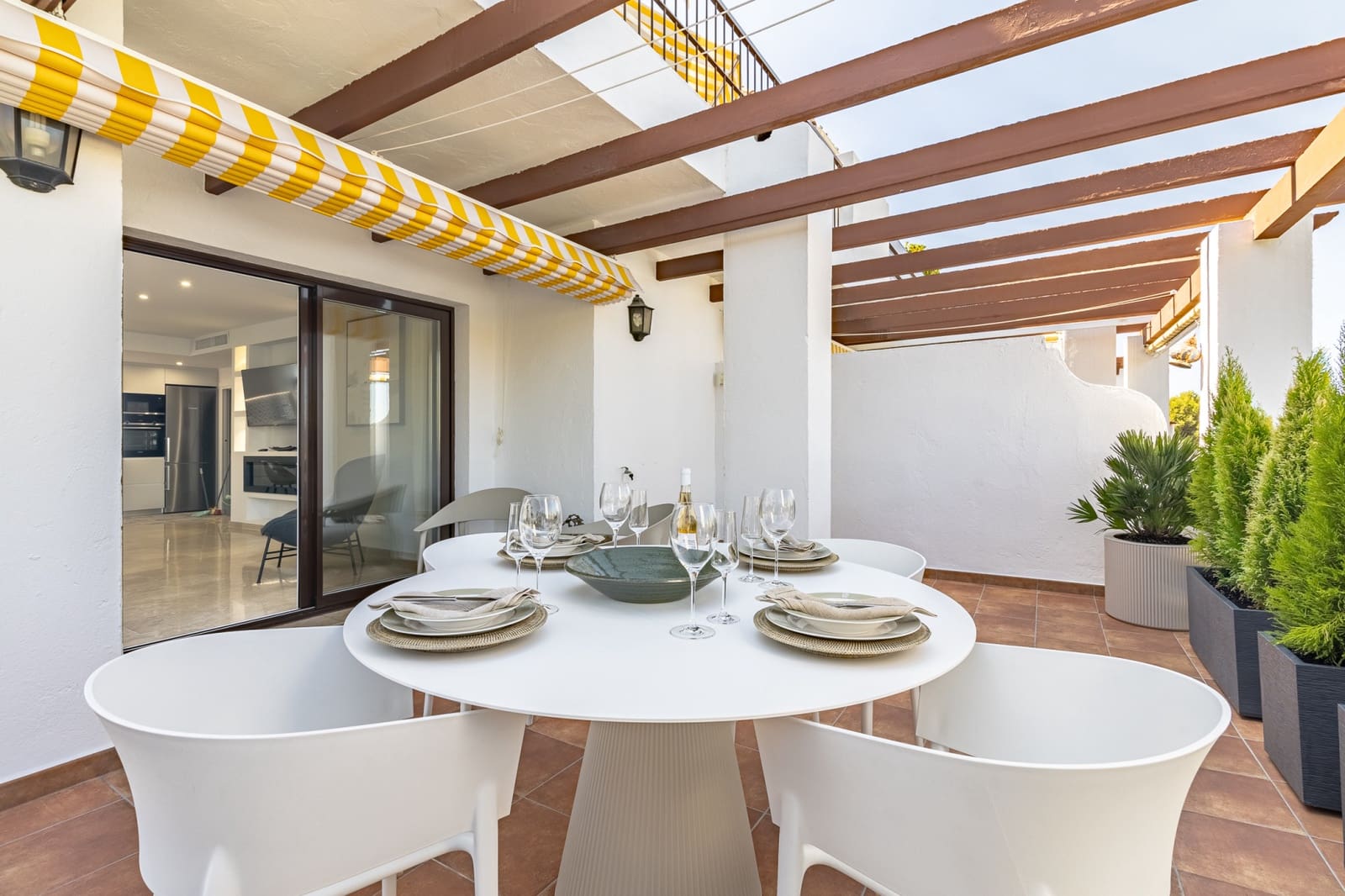 3 sypialnia Apartament na sprzedaż w Golden Mile z basenem garażem - 852 000 € (Ref: 10066388)
