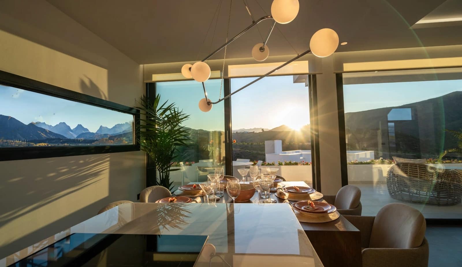3 sypialnia Willa na sprzedaż w Mijas Costa z basenem garażem - 800 000 € (Ref: 10066390)