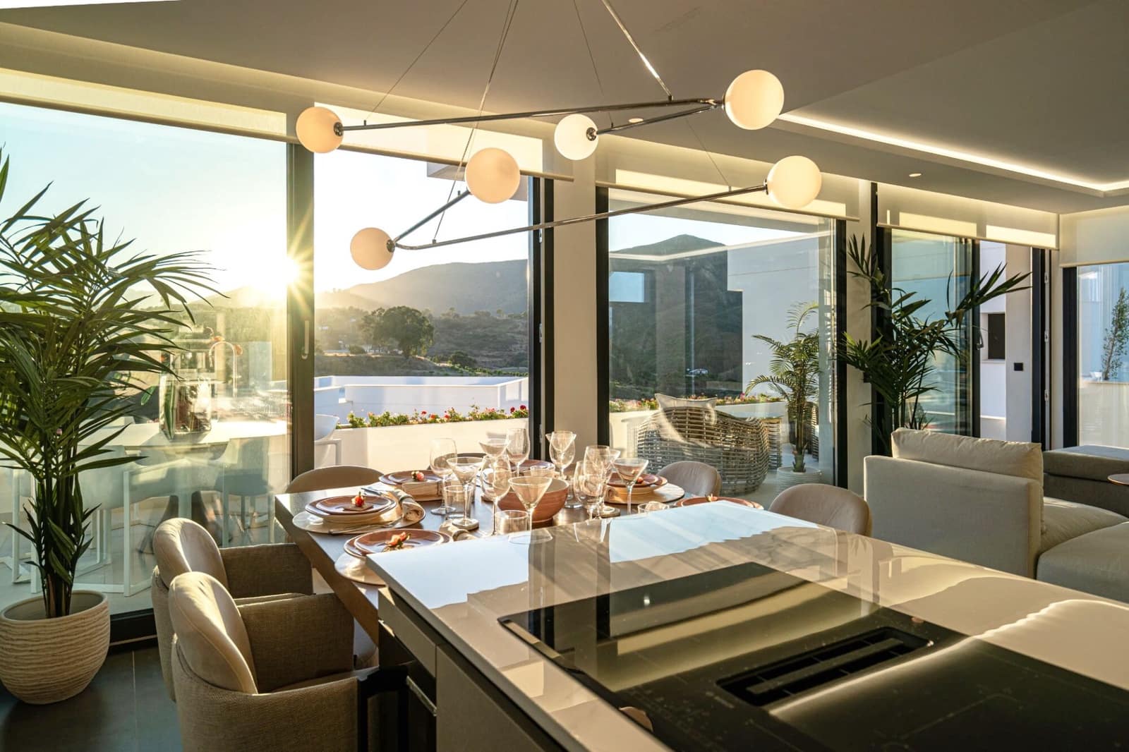 3 sypialnia Willa na sprzedaż w Mijas Costa z basenem garażem - 800 000 € (Ref: 10066390)