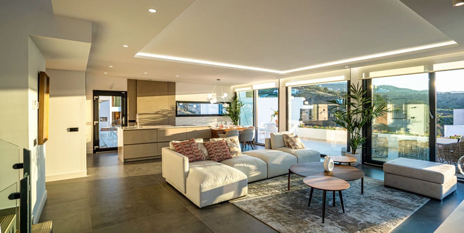 3 sypialnia Willa na sprzedaż w Mijas Costa z basenem garażem - 800 000 € (Ref: 10066390)