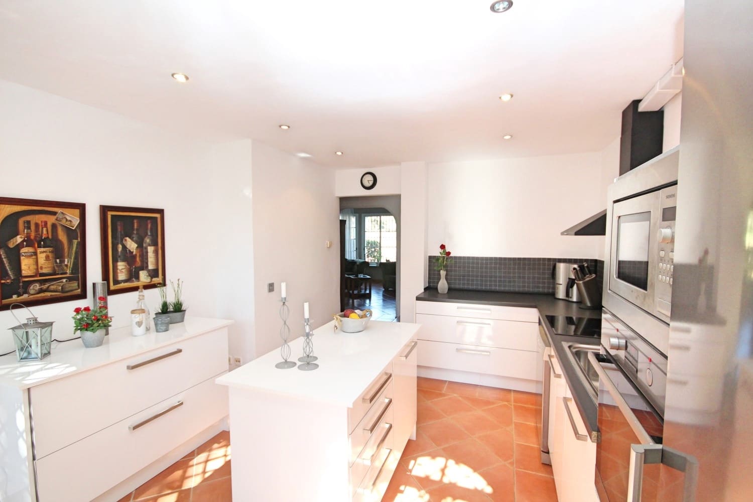 Chalet de 3 habitaciones en Marbella en venta con piscina garaje - 550.000 € (Ref: 10066394)