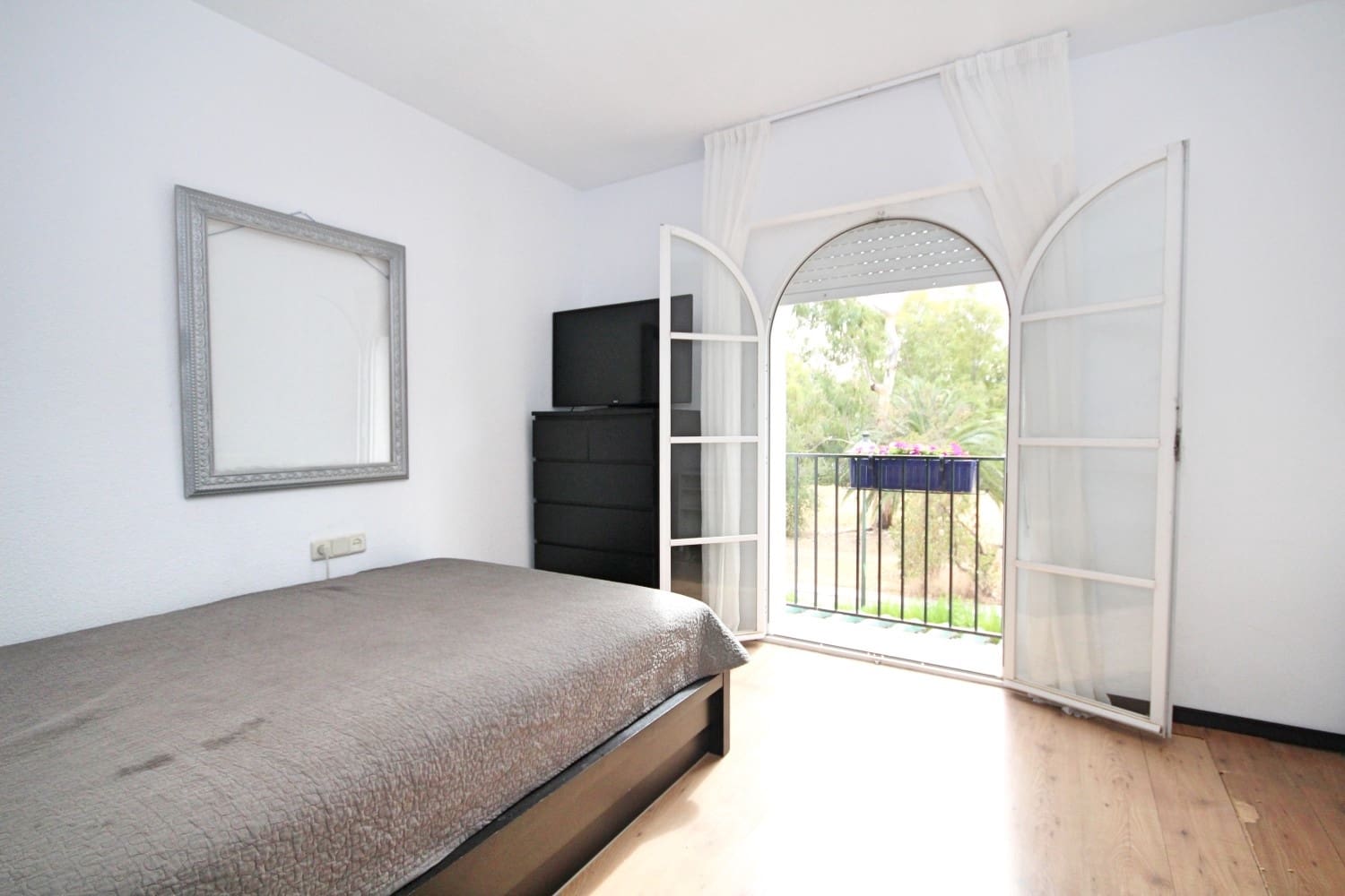 Chalet de 3 habitaciones en Marbella en venta con piscina garaje - 550.000 € (Ref: 10066394)