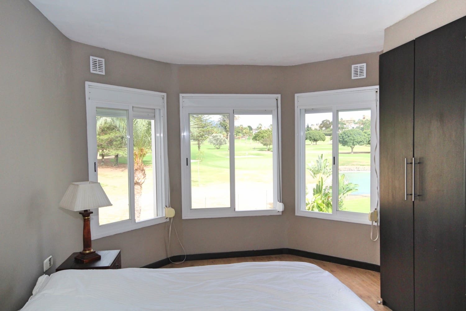 Chalet de 3 habitaciones en Marbella en venta con piscina garaje - 550.000 € (Ref: 10066394)